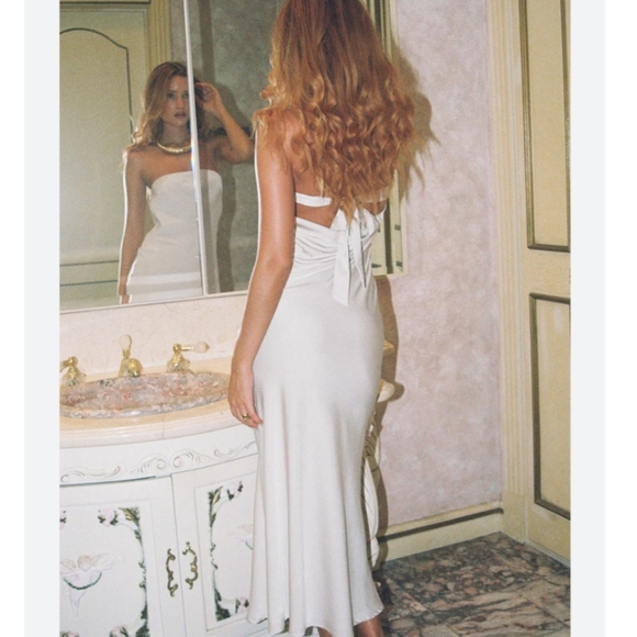 Princess Polly Haley Satin Strapless Maxi Dress In Champagne New Size 6 - Picture 2 of 8